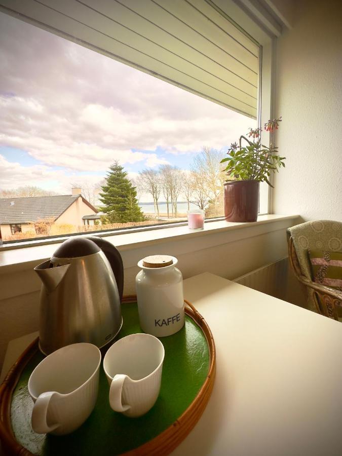 Vaerelse Med Udsigt Over Limfjorden - Rolige Omgivelser Og Adgang Til Flot Have Nykobing Mors Buitenkant foto